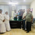 छत्तीसगढ़ प्रदेश स्वास्थ्य कर्मचारी संघ ने जिला चिकित्सालय रायपुर के नए प्रभारी सिविल सर्जन डॉ. भेनुज कुमार सिन्हा को दी बधाई