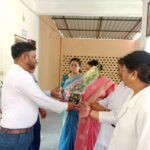 नव नियुक्त नर्सिंग काउंसिल रजिस्ट्रार को संघ ने पुष्प गुच्छ भेंटकर दी बधाई